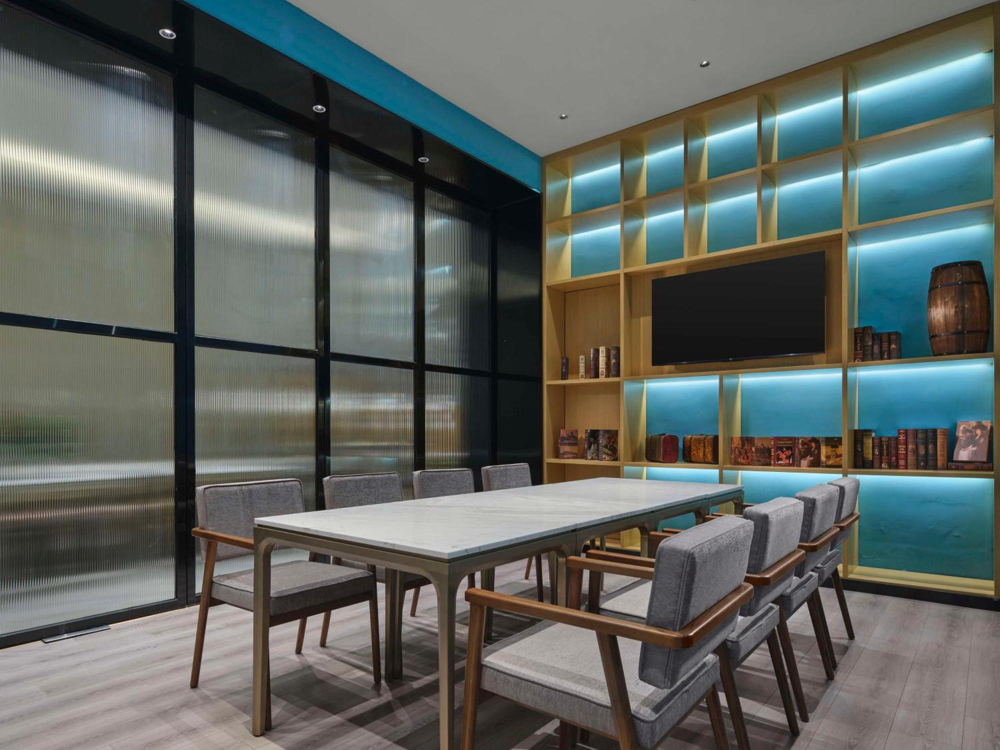 Hilton Garden Inn Tianjin Huayuan Exterior photo