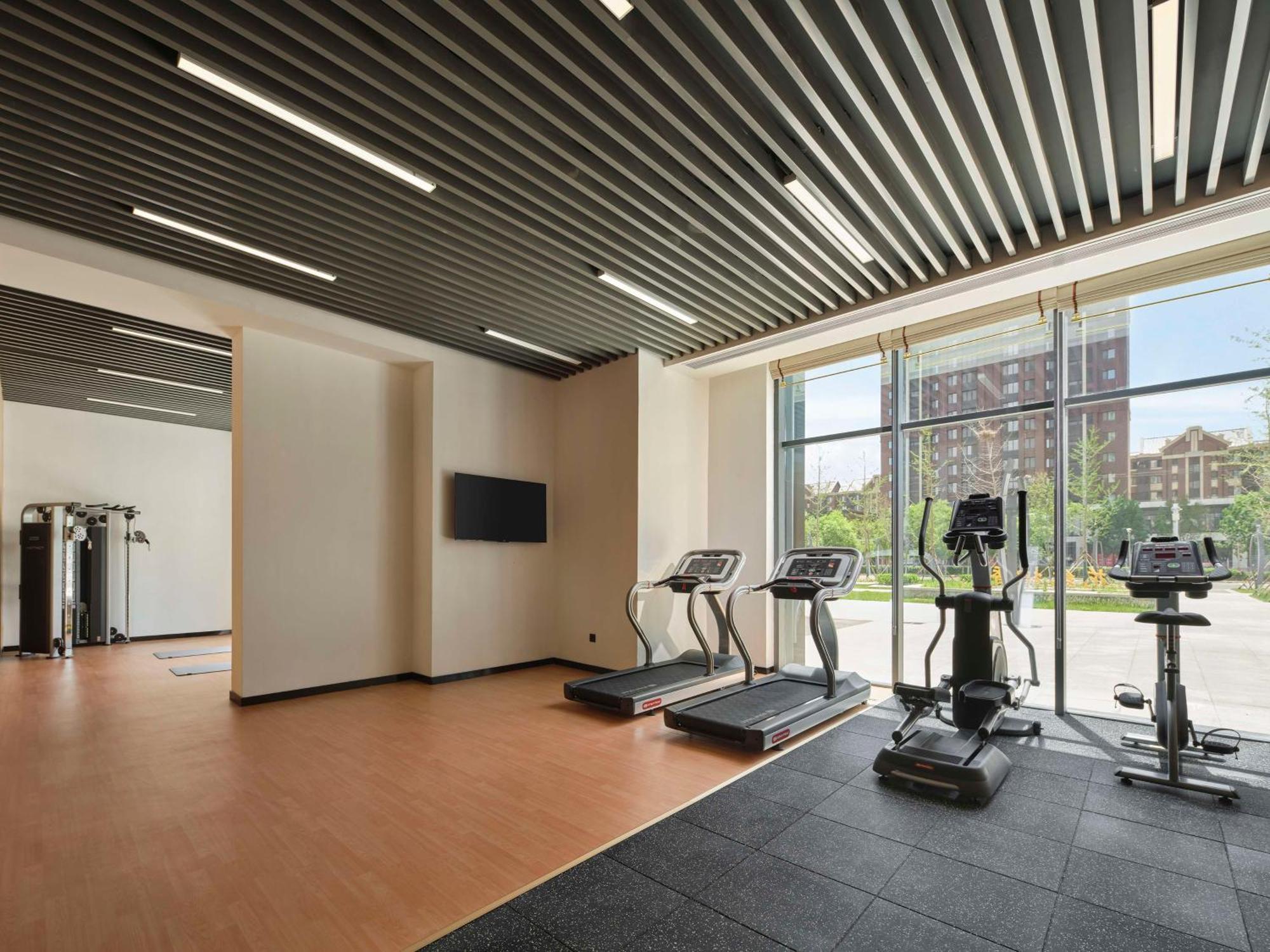 Hilton Garden Inn Tianjin Huayuan Exterior photo